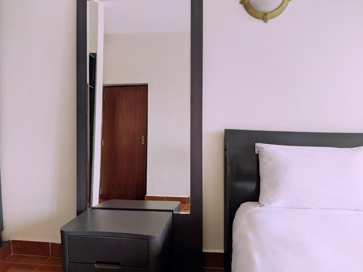 Prestige Hotel Suites Kampala Dış mekan fotoğraf