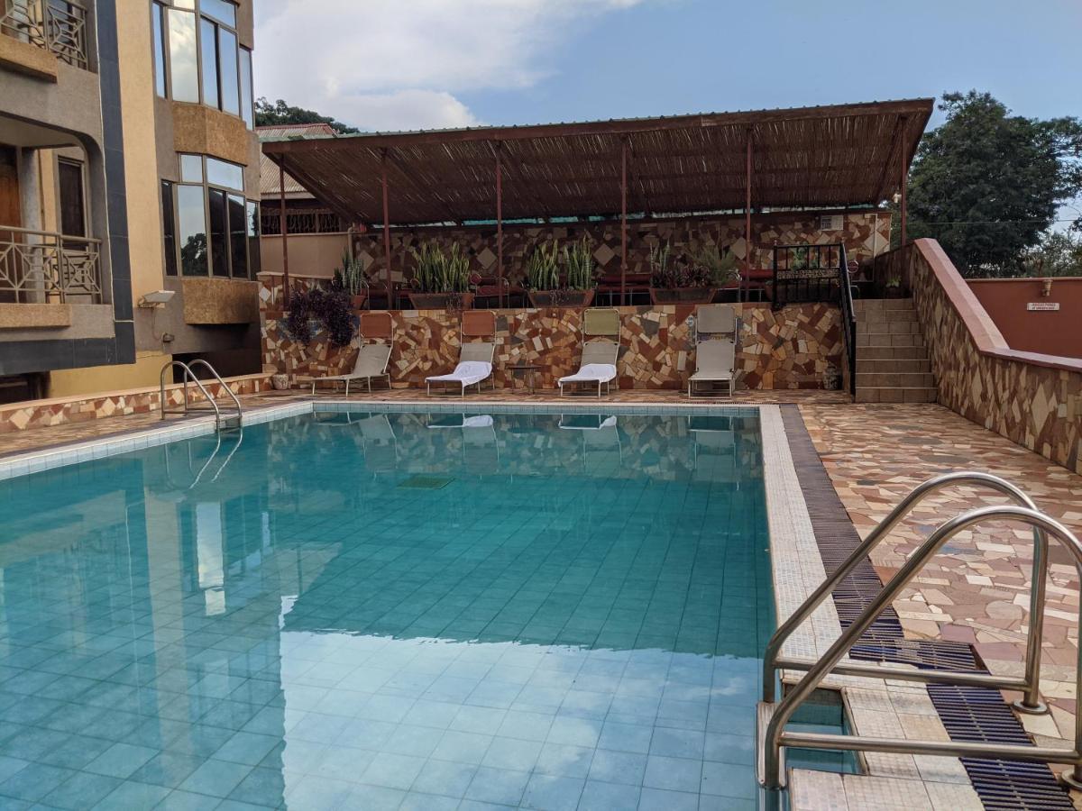 Prestige Hotel Suites Kampala Dış mekan fotoğraf