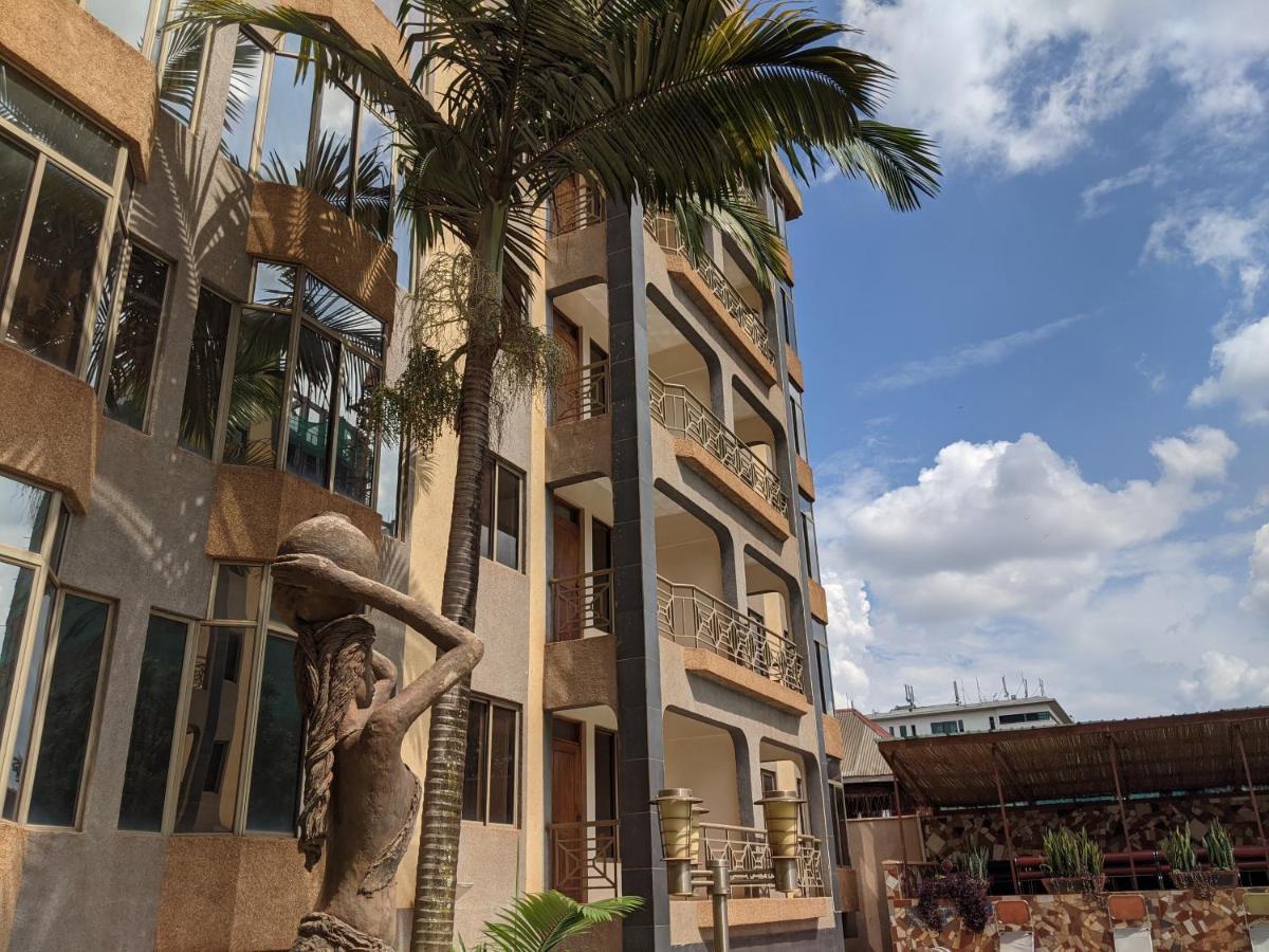 Prestige Hotel Suites Kampala Dış mekan fotoğraf