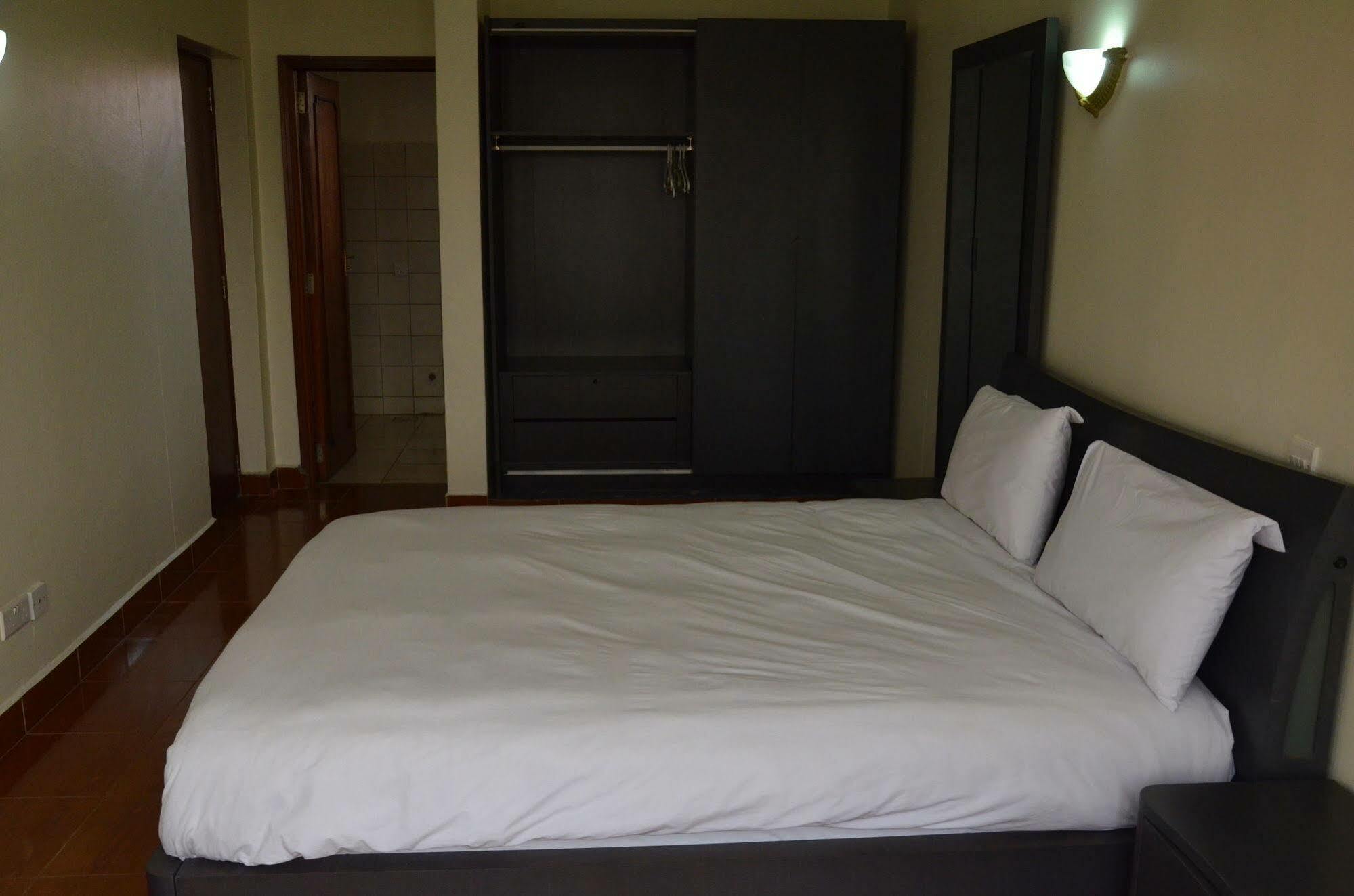 Prestige Hotel Suites Kampala Dış mekan fotoğraf